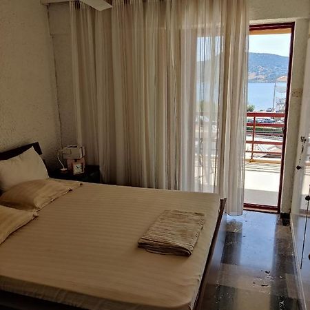 Seaview Apartment Pórto Ráfti Buitenkant foto